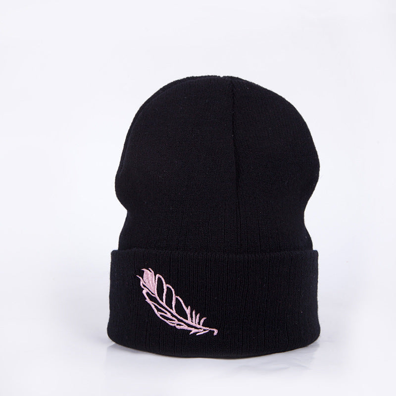 Men's And Women's Versatile Embroidered Feather Knit Hat